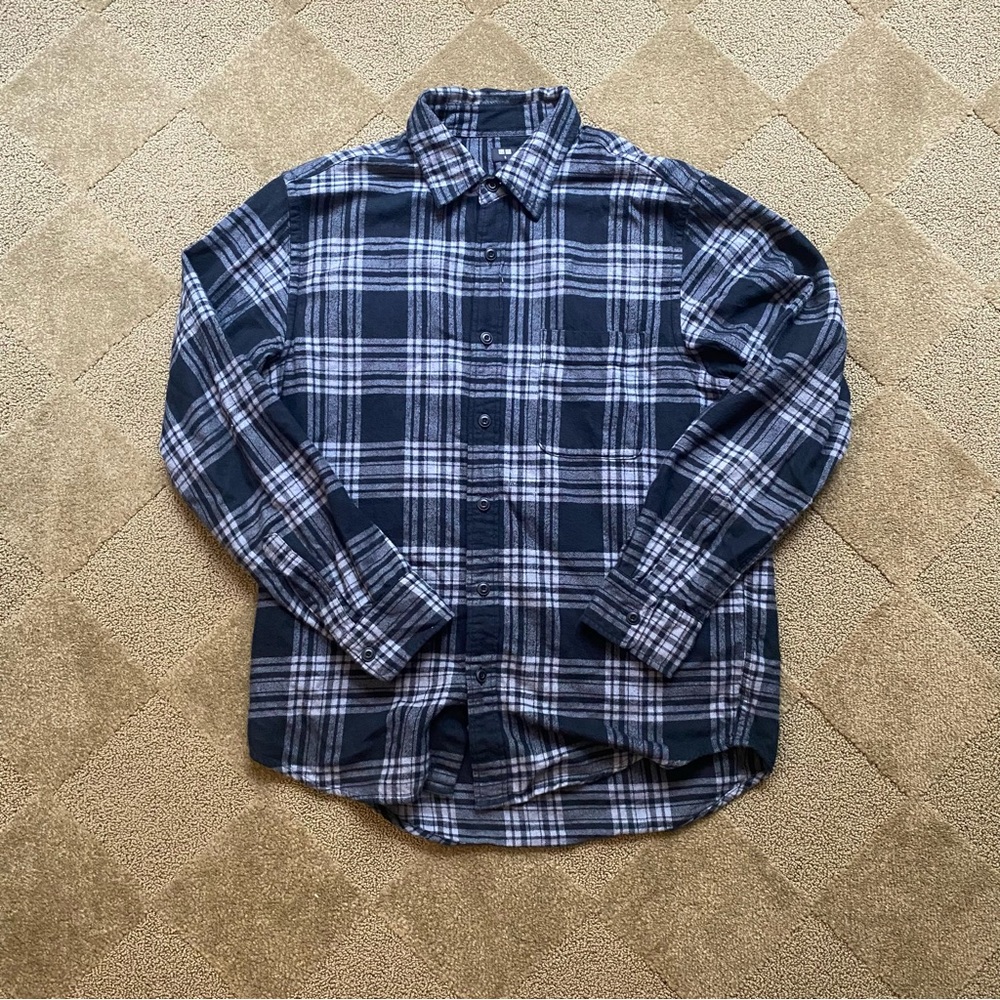 Uniqlo checkered flannel